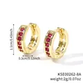Boucles d'oreilles huggies dorées avec pierres rouges rubis et fermoir à charnière sûr - 1,1 cm/Zircone Rouge