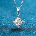 Klassieke 925 zilveren ketting met prinses geslepen moissanite hanger en vier-klauw zetting - 925 zilver / 7x7 Vierkant Strass