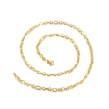 Elegante collar de cadena en O dorada dispuesto en espiral sobre fondo blanco - Collar de 500*3,4mm / Dorado