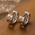 Orecchini a cuore geometrici in argento lucido con struttura quadrata minimalista per donna - Stile Traforato Geometrico Quadrato Argento (44272)
