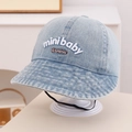 Sombrero de pescador vaquero azul para bebés con bordado mini baby y elástico - 50cm (1-3 años) / Azul claro
