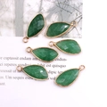 Set de seis colgantes de ágata verde facetada en forma de gota con borde dorado para joyería - Cuarzo Fresa Verde