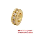 Détail d'une perle intercalaire dorée de 10mm avec incrustation de zircone cubique - Perle Longue à une Rangée de Zircone (VZ397) / 3.5x10mm / Or