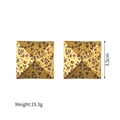 Detalle de pendientes cuadrados con estampado de leopardo y acabado dorado, 3,5 cm - Cono Cuadrado de Leopardo (E955-B)