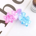 Detail of flower hair claw clip with pink and blue gradient and iridescent pearl finish - 11cm Electroplated Pink + Blue (Gradient)