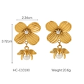 Detailed view of 18K gold textured flower earrings with white pearl drop and dimensions - Vintage Gold Floral Pearl Drop Earrings (HC-E10180)