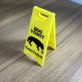 Mini segnale di avvertimento giallo in plastica con grafica per vomito di cane - Stile Cane Giallo Vomito