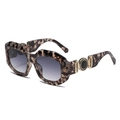 Retro oversized tortoiseshell sunglasses with gradient lenses and gold temple accents - Tofu Pudding Pattern Frame Gradient Grey Lens