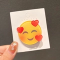 Supporto per telefono emoji tre cuori gialli con finitura acrilica 3D vivace - Sorriso a Triplo Cuore