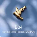 Detail van een 2x1,5cm dubbelzijdige vogel hanger in 18K verguld goud, model D04 - Gouden Vogel (D04)