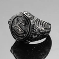 Retro stainless steel Horus Eye signet ring for men with vintage oxidation finish - US 7 / Black