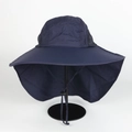 Detail van outdoor zonnehoed met ademend gaas en beschermende nekflap voor de zon - Verstelbaar / Marineblauw
