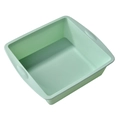 Stampo da forno quadrato in silicone verde chiaro con manici laterali su fondo bianco - Quadrato Verde