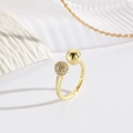 Raffinato anello aperto placcato oro 18 carati con sfera dorata e sfera con zirconi pavé - Stile Doppia Sfera (ZYN-DMR192G)