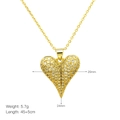 Detail of gold-plated heart pendant with dimensions 20x24mm and weight 5.7g - Pavé Heart Style (DN240705-C)