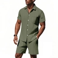 Détail d'un ensemble en lin vert olive à rayures avec chemise boutonnée et short - S / Vert Armée