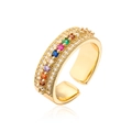 Makroaufnahme: 18K vergoldeter Ring mit bunten Zirkonia und Mikro-Pavé-Verzierung - Einstellbar Offen / Drei-Reihen-Zirkonia-Stil (12920)