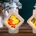 Farol de Navidad blanco con escena de Papá Noel y decoración con luz LED cálida - Papá Noel Blanco