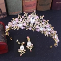 Goldenes Barock-Braut-Tiara und Ohrring-Set mit rosa Steinen und glitzernden Strasssteinen - Handgefertigte Goldene Basis Rosa Strass + Ohrclip