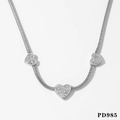 Collana a catena serpente d'argento con tre pendenti a cuore scintillanti in argento - Collana d'argento (PD985)