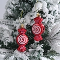 Set de dos bastones de Navidad rojos con espirales plateadas en árbol nevado - Caramelo / 2 Piezas/Juego