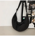 Grand sac bandoulière en nylon noir forme croissant pour homme avec sangle réglable - Noir