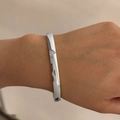 Minimalist silver heart-shaped bangle with micro-p鑲嵌ed zircons for women - Heart Diamond Style (A1172) / Silver
