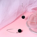 Orecchini pendenti con sfera di cristallo Shamballa nera e ganci in argento - Nero
