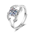Bague réglable en argent S925 avec une moissanite ronde et pierres pavées - Ouvert Réglable / Anneau Divisé Réglable (MS057)
