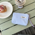 Pochette à maquillage en toile à rayures bleues avec long cordon de zip violet - Bleu Vertical