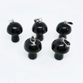 5er-Set schwarze Mini-Pilzanhänger aus Naturstein mit silbernen Ösen für DIY-Schmuck - Obsidian