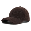 Casquette de baseball marron foncé en polaire sherpa avec texture bouclée et bord incurvé - Réglable / Café