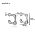 Orecchini a lobo in acciaio inossidabile argento dal design geometrico moderno - Quadrato Geometrico Irregolare (ER-1630)