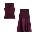 Conjunto de punto morado con chaleco con cuello en V, botones dorados y falda plisada - S / Top Y Pantalón / Burdeos