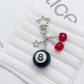 Portachiavi trendy palla numero 8 con ciliegie in cristallo rosso e stelle - Chiusura a Stella Rossa