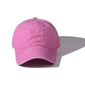 Vue de face de la casquette rose en coton délavé avec finition vintage et coutures à six pans - Rose