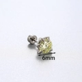 Orecchino a perno in titanio argento da 6mm con zircone giallo a griffe - Stile Artiglio di Drago (Pezzo singolo) / 6mm Lunghezza barra (Filettatura interna in acciaio al titanio 1.0) / Verde mela (6mm Zirconia)