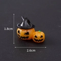 Miniature resin pumpkin with witch hat figurine, Halloween decor measuring 2.6cm x 1.8cm - Double Pumpkin