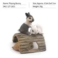 Ensemble de figurines de lapins miniatures en résine avec modèles blancs et marrons - Ensemble Lapin Jouant (PL127-1831)