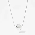 Minimalistische silberne Halskette mit hohlem Kugelanhänger und glatter Schlangenkette - Mittel Silber (PDD821) / 16mm Kugeldurchmesser