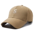 Khaki baseball cap with S embroidery in a classic 6-panel design with curved brim - Adjustable / Deep Beige