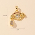 Vergoldeter Evil Eye Anhänger mit Kristallen in Klar und Rot, 2,6cm x 2cm - Goldener Augenförmiger Tropfenanhänger (U)
