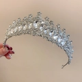 Elegant silver crown tiara featuring pear-shaped rhinestones and crystal pearls - 36# Headband - Silver Rhinestone Oval Flower Crown