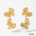 Goldene Doppelblüten-Ohrringe mit Zirkonia-Zentren in hochwertiger Hochglanzoptik - Goldener Stil (D2696)