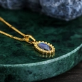 Retro 18K vergoldete Edelstahlkette mit einem ovalen blauen Opal-Anhänger im Boho-Stil - Gold