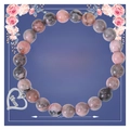 Rosa Zebrastein Perlenarmband mit Herzanhänger und Mom-Gravur auf einer Geschenkkarte - An meine beste Mama / Rosa Zebrastein