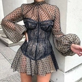 Robe rétro noire élégante avec manches en tulle et taille corset pour femmes - L / Noir