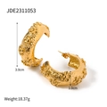 Orecchini a cerchio a C in acciaio inossidabile dorato 18k con texture a fiori - Stile Fiore Martellato Oro / Oro