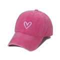 Casquette baseball rose délavée vintage avec broderie de cœur blanc minimaliste - Rose rouge