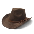 Chapeau de cowboy western classique en daim marron avec bandeau en cuir sur fond blanc uni - M (56-59cm) / Marron